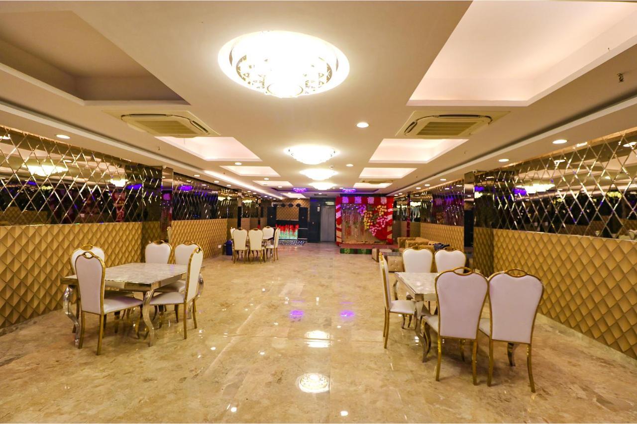 Fabhotel Corporate Stay Noida Esterno foto